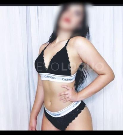  Hermosa amiga para desconectar del estrés del dia