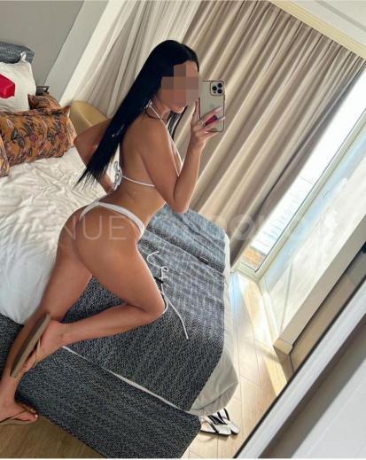  Hola mis amores soy una chica muy sexy y traviesa