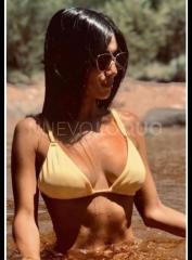 Camila latina sexy joven recién llegada