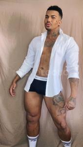MATHEUS EL CHICO QUE BUSCA