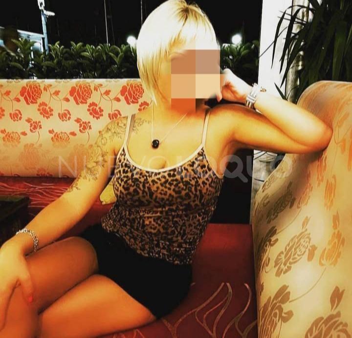  Ana masajista catalana