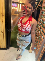 SOY UNA MUJER MUY COMPLACIENTE Y NATURAL