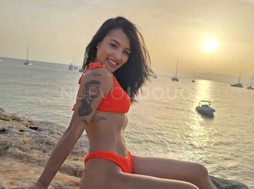 Hermosa masajista nueva