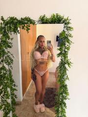 Brazilian girl, luxury experience