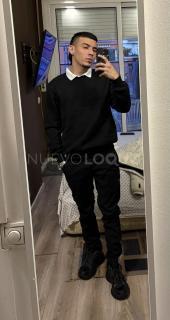 Joven Latino NUEVO