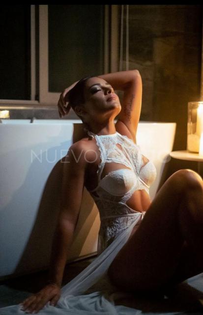  Exclusiva toda una diosa para ti llamame