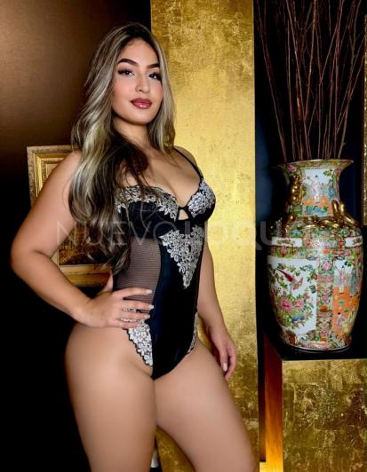  muy divertida guapa jovencita