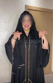chica marroquína en Granollers centro