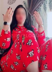 Samira chica marroquína en Granollers centro