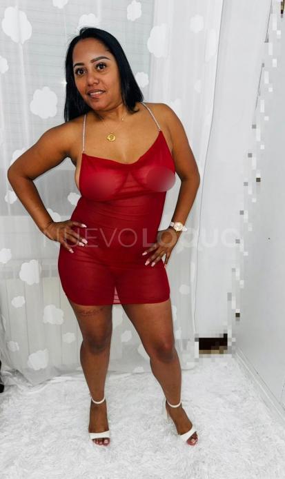 Colombiana cariñosa juguetona