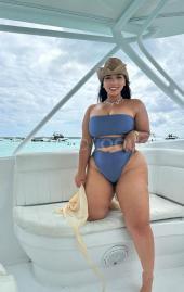 Chica ,guapa, natural, amable , tierna