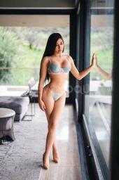 Ahinoa La Sensualidad hecha persona