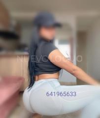 Hermosa latina con ganas de pasarla rico