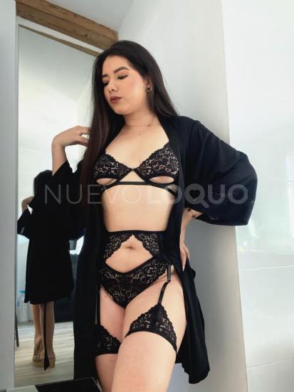 Melany cariñosa