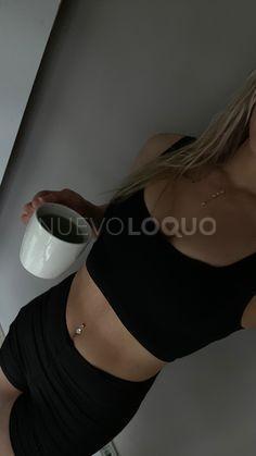  Pequeña rubia esperando conocerte