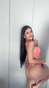Hellen Súper Caliente