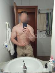 Latino hetero solo para mujeres.