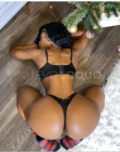  Hola soy sara una latina morena recien llegada a la zona