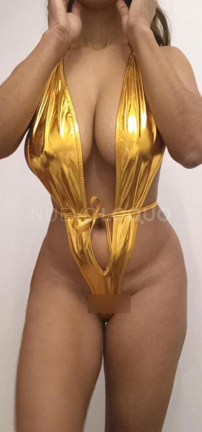  MORENA ENCANTADORA, HOOT