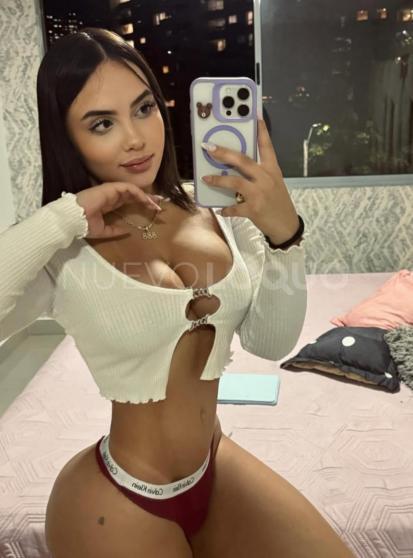  Issa colombiana hermosa chica top en barcelona