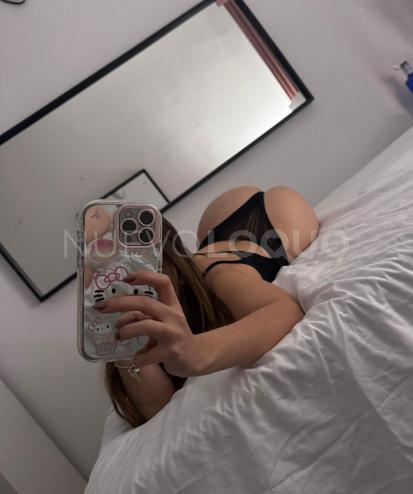  Alexa chica latina, cariñosa y apasionada