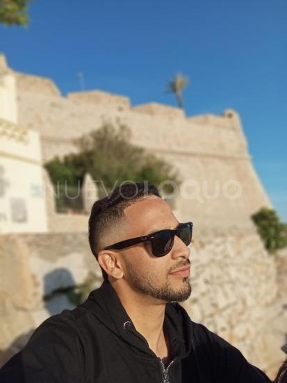  COLOMBIANO EN MADRID, MASAJES RELAJANTES, ACOMPAÑANTE DE MUJERES.