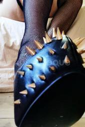 TS. MORENA GUAPA FEMENINA SEXI DOMINANTE