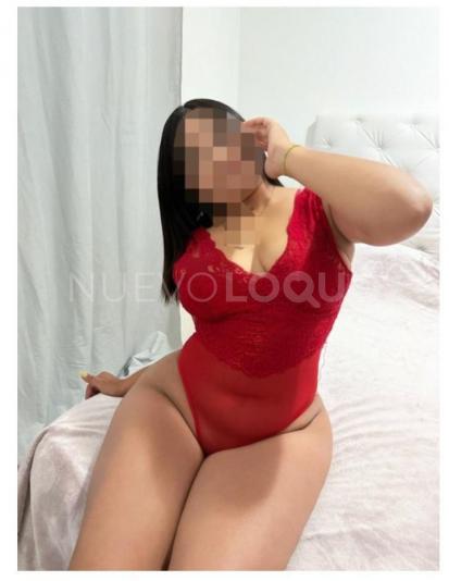  Soy muy complaciente para tí, y mucho más