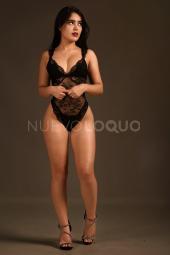 COQUETA LATINA MUY BELLA