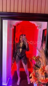 Mia dulce y complaciente