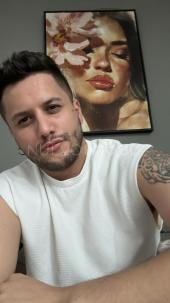 Jonatan Latino Masculino