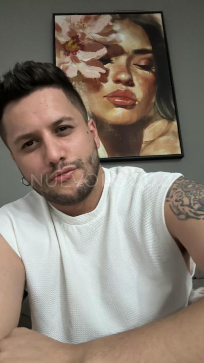  Jonatan Latino Masculino