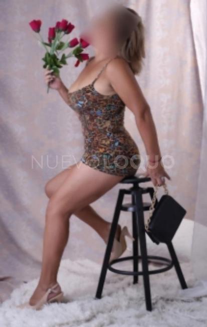  Valentina latina exuberante