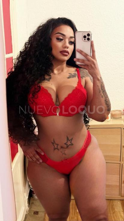  DIOSA CON GANAS DE ATENDERTE