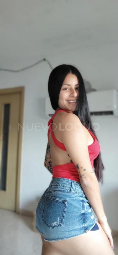  DIOSA CON GANAS DE ATENDERTE