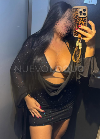  Hermosa Venezolana de pechos grandes