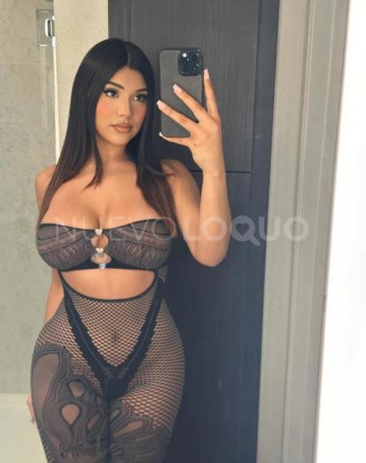  Pamela goloza y atrevida ... colombiana sexy llegada a barcelona SAGRADA FAMILIA mucho placer