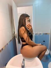 hermosa y apasionada