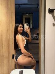 Ambar linda colombiana con cuerpazo muy cariñosa y super fogosa