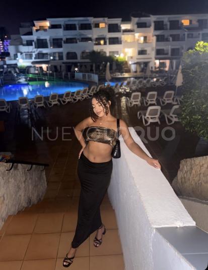  ANNA FLACA MORENA DE  años