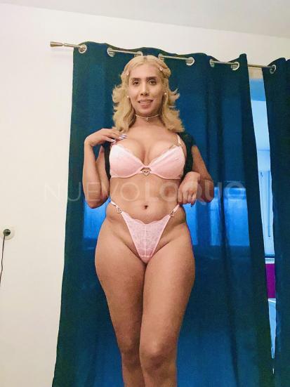  Freya Latina dispuesta a sucumbir a tus deseos