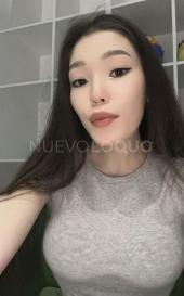 ____ XIXI _____Chica asiática, delgada y completa