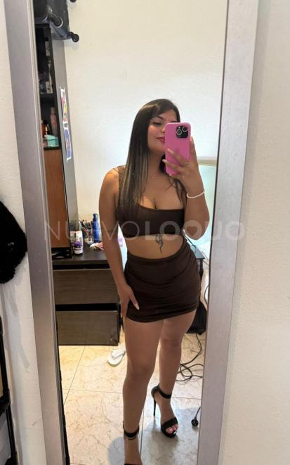  Lorenita nueva en la ciudad queriendo conocerte