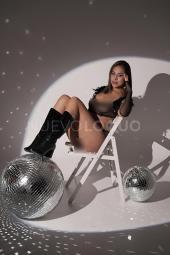 ACOMPAÑANTE LAINA Y MASAJISTA DE LUJO