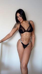 MARÍA recién llegada muy complaciente