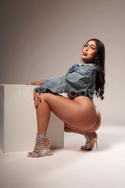  LATINA DE LUJO EXCLUSIVA Y DISCRETA