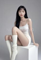 asiatica Monica sexy con amigas Metro Rocafort