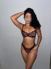 DISPUESTA A TU PLACER UNICA EN EL PLACER