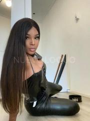 Noamy fuego en persona recien llegada