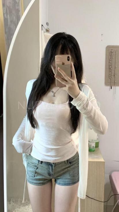  La nueva chica oriental dulce